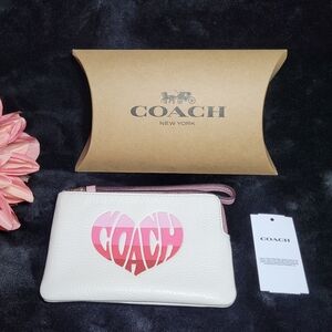COACH.•Cream leather w/Pink Striped Heart Corner Zip Wristlet, Gold hardware NWT